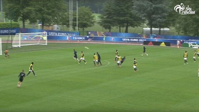 Ξέσπασε σε 19χρονους η Γαλλία, γκολάρα ο Παγέ