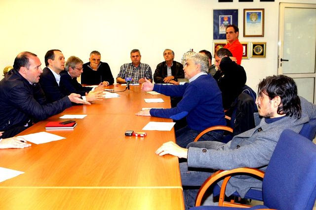 Οι “αιώνιοι” μετά την αλλαγή ηγεσίας στον ΕΣΑΚΕ