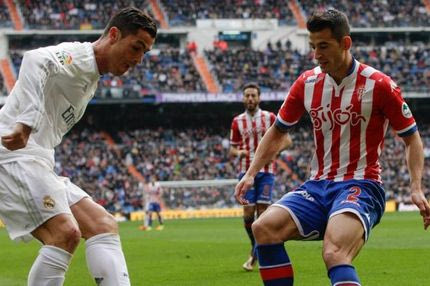 Ισπανό στόπερ πήρε η Λέστερ