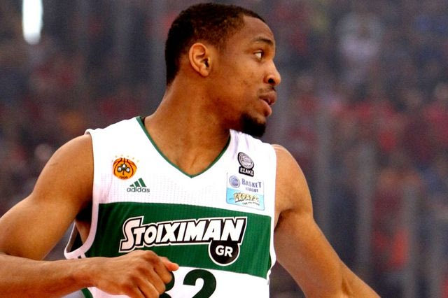 Χάντερ: “Ήταν τιμή μου να παίξω γι’ αυτήν την ομάδα”