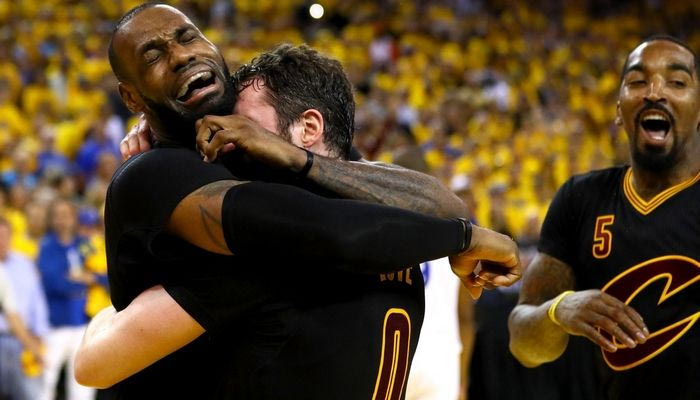 Ξέσπασαν σε λυγμούς Τζέιμς και Λου!