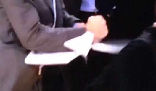 Τα έσπασε (κυριολεκτικά) ο Κερ!