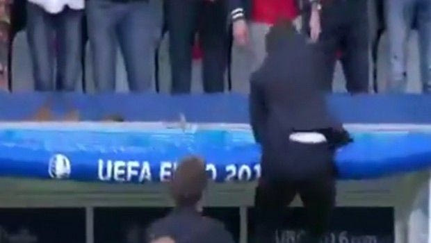 Το σόου του Κόντε και το απίστευτο ξέσπασμα στο τέλος