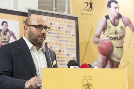 Ο Λάσκαρης ανεβάζει το μπάτζετ. Τι γίνεται με τον Γουάιτ