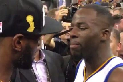 Υπόκλιση Γουόριορς σε Λεμπρόν και Καβαλίερς