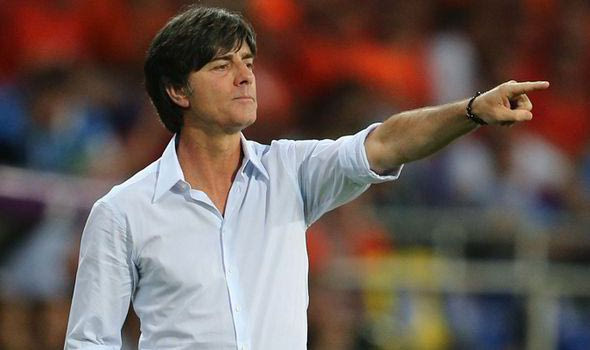 Ο Λεβ… ξύστηκε και πάλι αλλά στα κρυφά