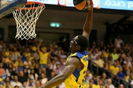 Πρόλαβε και καπάρωσε τον Εμπάκουε η Μάλαγα