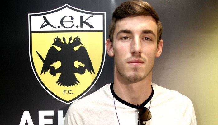 Οι ευχές της… όμορφης Σήλια Μπάρκα στον αδερφό της