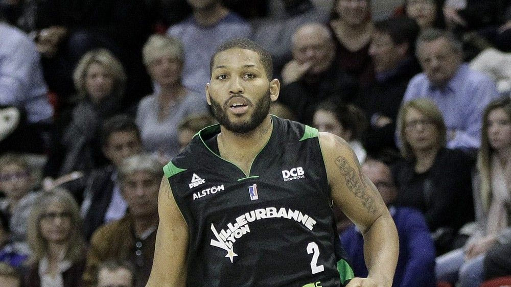 Προτάθηκε στον ΠΑΟΚ και εξετάζεται ο Νιούμπιλ