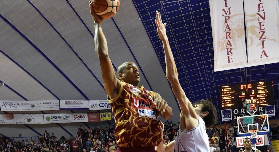 Όουενς: “Ενθουσιασμένος που έρχομαι στην Ελλάδα και την ΑΕΚ”