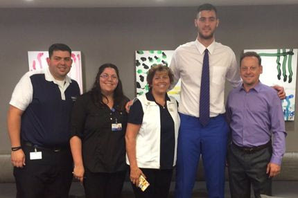 Το αυτόγραφο του Παπαγιάννη στην κάμερα των Κινγκς