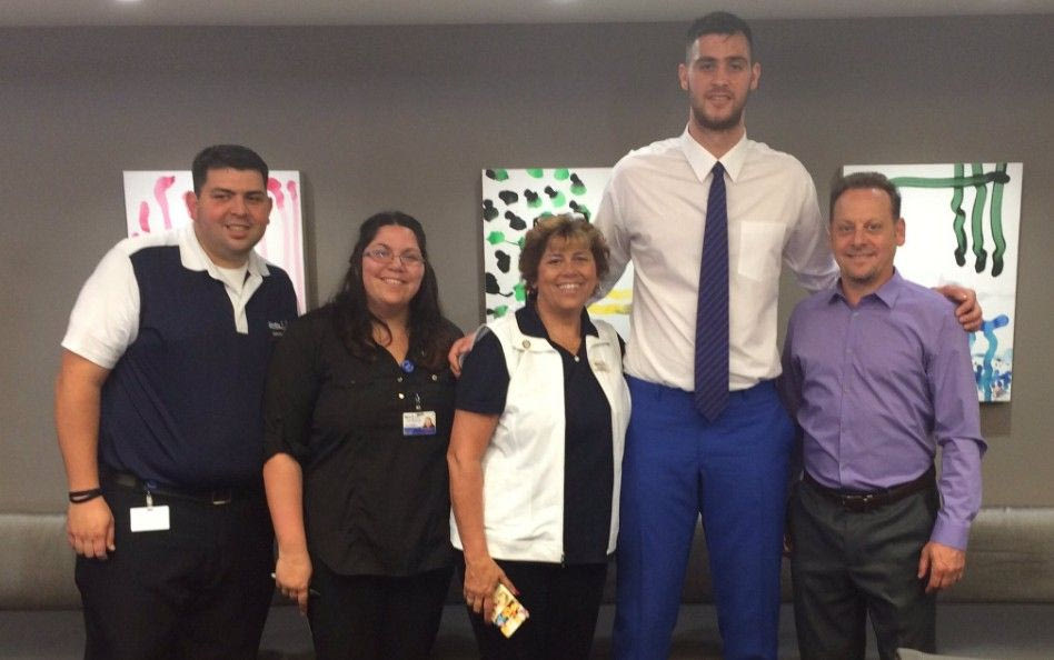 Το αυτόγραφο του Παπαγιάννη στην κάμερα των Κινγκς