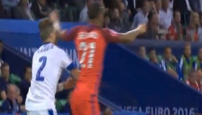 Η αγκωνιά του Μπέρτραντ στον Πέκαρικ