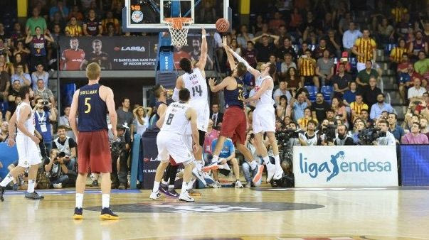 Το τελευταίο λεπτό στο Μπαρτσελόνα-Ρεάλ που “έσπασε” καρδιές