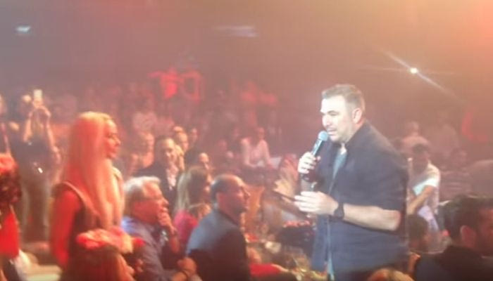 Ο Αντώνης Ρέμος στο γλέντι του Ολυμπιακού και το “Εμείς”