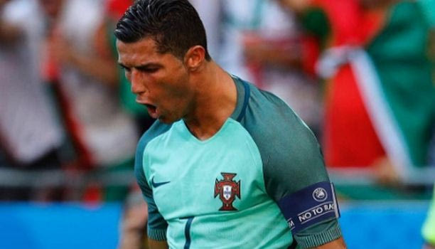 O Ρονάλντο επιδεικνύει τους απίστευτους μυς του και το instagram παραληρεί!