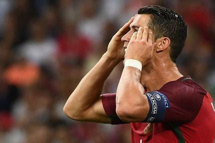 Έχασε τα άχαστα: Έπιασε δύο φορές “αέρα” ο Ρονάλντο