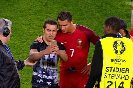 Ιδού η selfie του Ρονάλντο με τον οπαδό