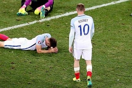 Αραίωσαν σε μια νύχτα τα μαλλιά του Ρούνεϊ (PHOTOS)