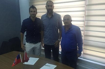 Τούντορ και Σέριτς στην Καραμπούκσπορ