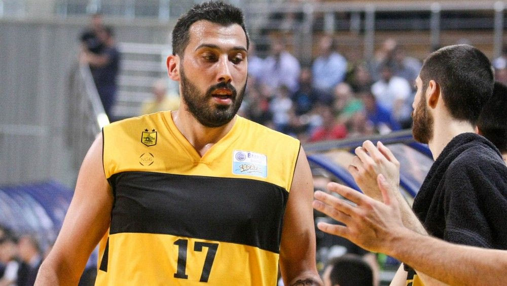 Ανανέωσε με τον Άρη ο Σίμτσακ