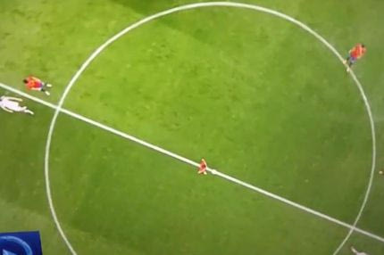 Σέντρα με έναν ποδοσφαιριστή οι Ισπανοί