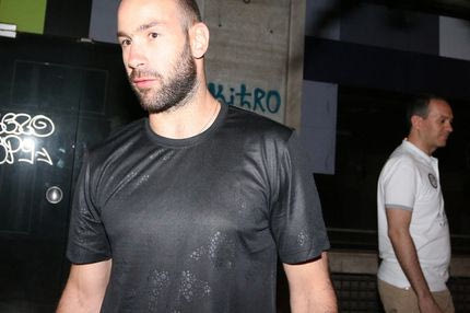 H “απόδραση” των Αγγελόπουλων από τα γραφεία τους