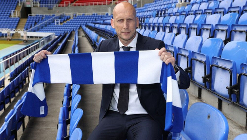 O Σταμ έγινε πρώτος προπονητής: Αρχή από Ρέντινγκ