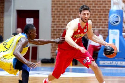 Το ενδιαφέρον για Τσαιρέλη και το εξωτερικό