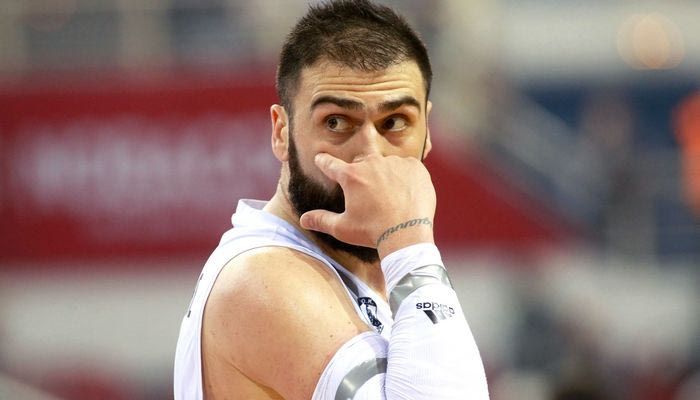 Επίσκεψη Βασιλειάδη στα γραφεία της ΑΕΚ