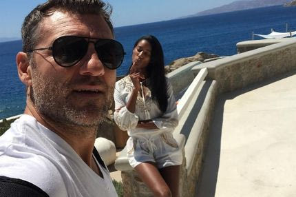 Διακοπές στη Μύκονο με 26χρονη “μαύρη γαζέλα” ο Βιέρι!