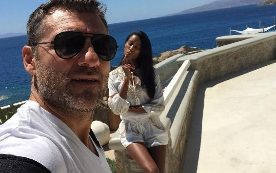 Διακοπές στη Μύκονο με 26χρονη “μαύρη γαζέλα” ο Βιέρι!