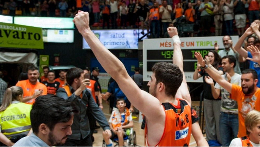 Ο Βίβες “εκτέλεσε” τη Ρεάλ, μείωσε στο μηδέν η Βαλένθια