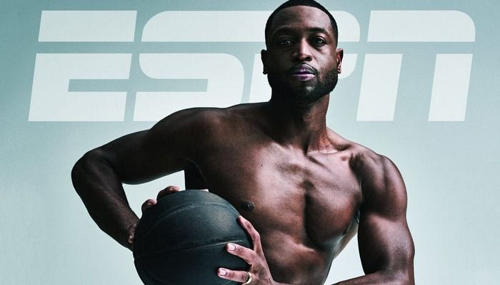 Ο Γουέιντ έκανε γυμνή φωτογράφηση κι αποκάλυψε πως του αρέσει το… πεντικιούρ!