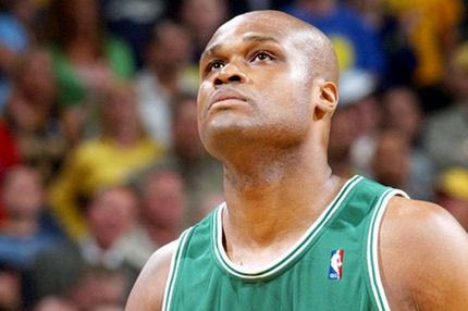 Ο Αντουάν Γουόκερ τα έχασε όλα και συμβουλεύει: “Πες και κανένα όχι”