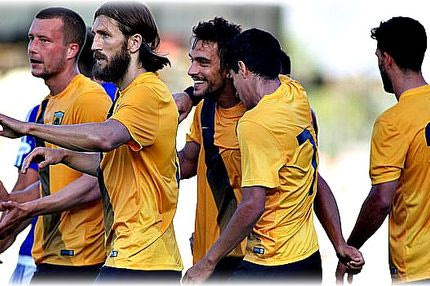 Aουτσάιντερ μεν, με πίστη και… τρέλα δε