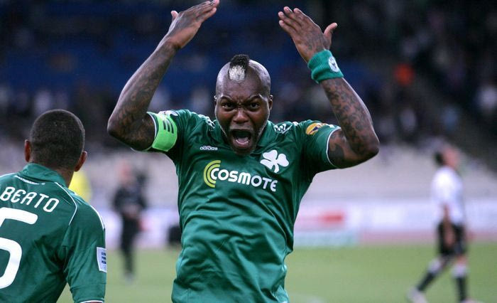 Το συλλεκτικό t-shirt του Σισέ για το ντέρμπι!