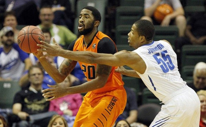 Ανακοίνωσε Κόμπινς ο Απόλλων