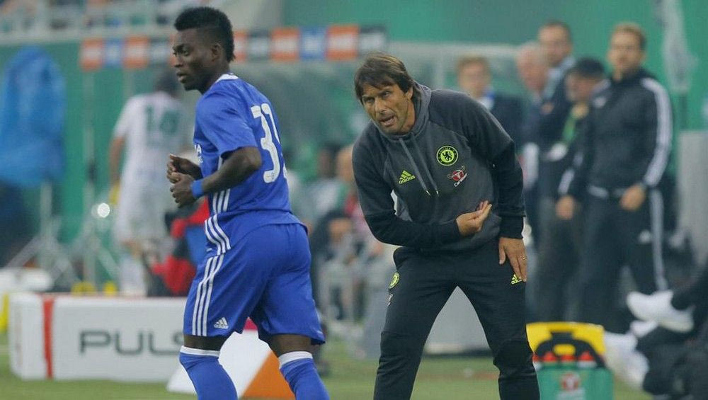 Κλειστά χαρτιά από Κόντε