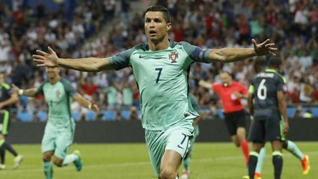 Κριστιάνο όπως… Χριστός! Η αδελφή του το πιστεύει