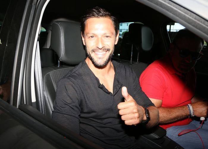 Διετές το συμβόλαιο του Ντε λα Μπέγια στον Ολυμπιακό