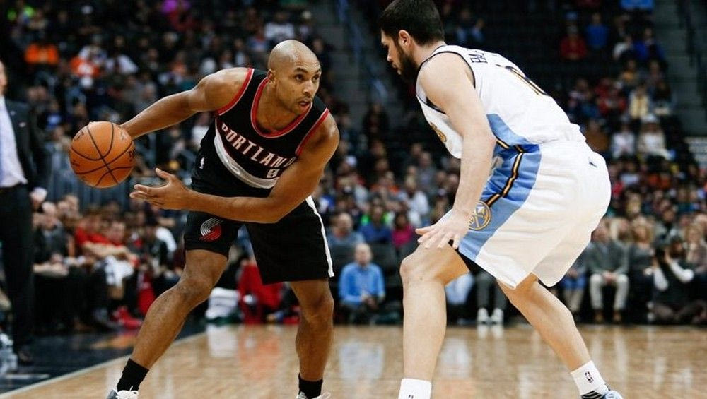 Οι Σίξερς γίνονται ομάδα: Και ο Χέντερσον στη Φιλαντέλφια