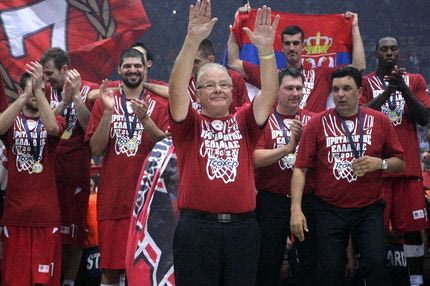 Αποσύρεται από τους πάγκους ο Ντούσαν Ίβκοβιτς