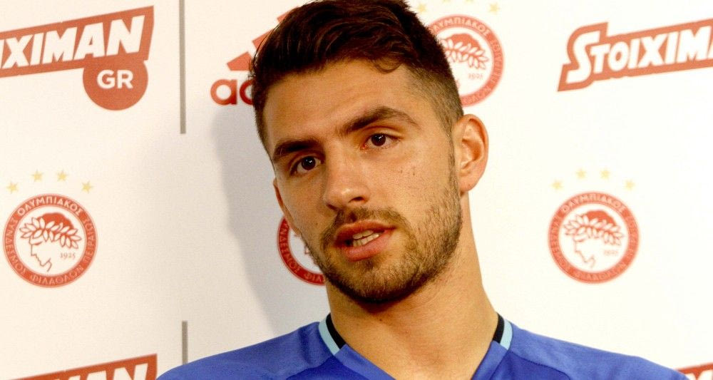 Ο Καπίνο πέταξε το μπαλάκι στον Μπέντο