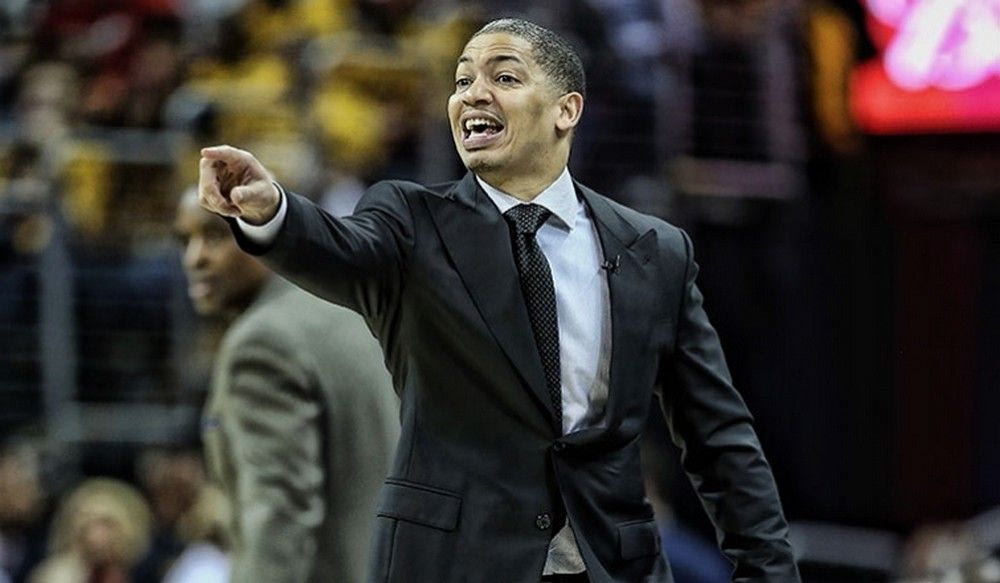 Ανανέωσε ο πρωταθλητής Λου