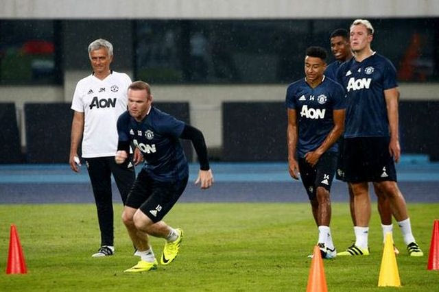 Moυρίνιο για Σβαϊνστάιγκερ: “Ο προπονητής αποφασίζει”