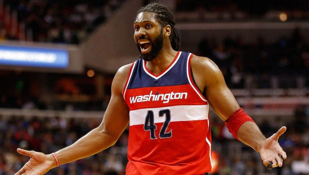 Ο Νενέ υπέγραψε στους Ρόκετς