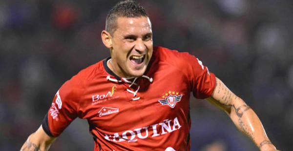 Προτάθηκε ο Κάρλος Νέουμαν στην ΑΕΚ