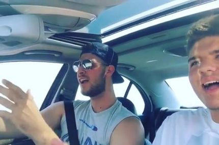 Ο Παπαγιάννης τραγουδάει Αργυρό!