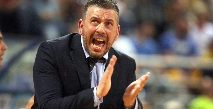 Στην Αστάνα ο Παπαθεοδώρου